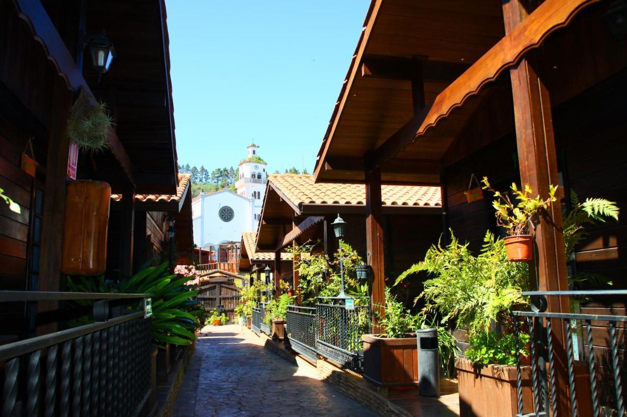 Cabanas Valle Verde Moya  Luaran gambar