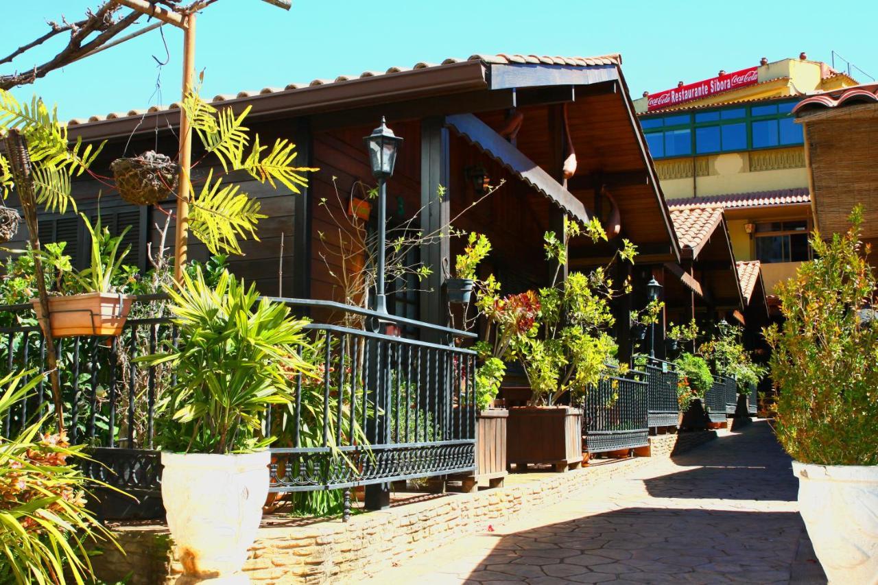 Cabanas Valle Verde Moya  Luaran gambar