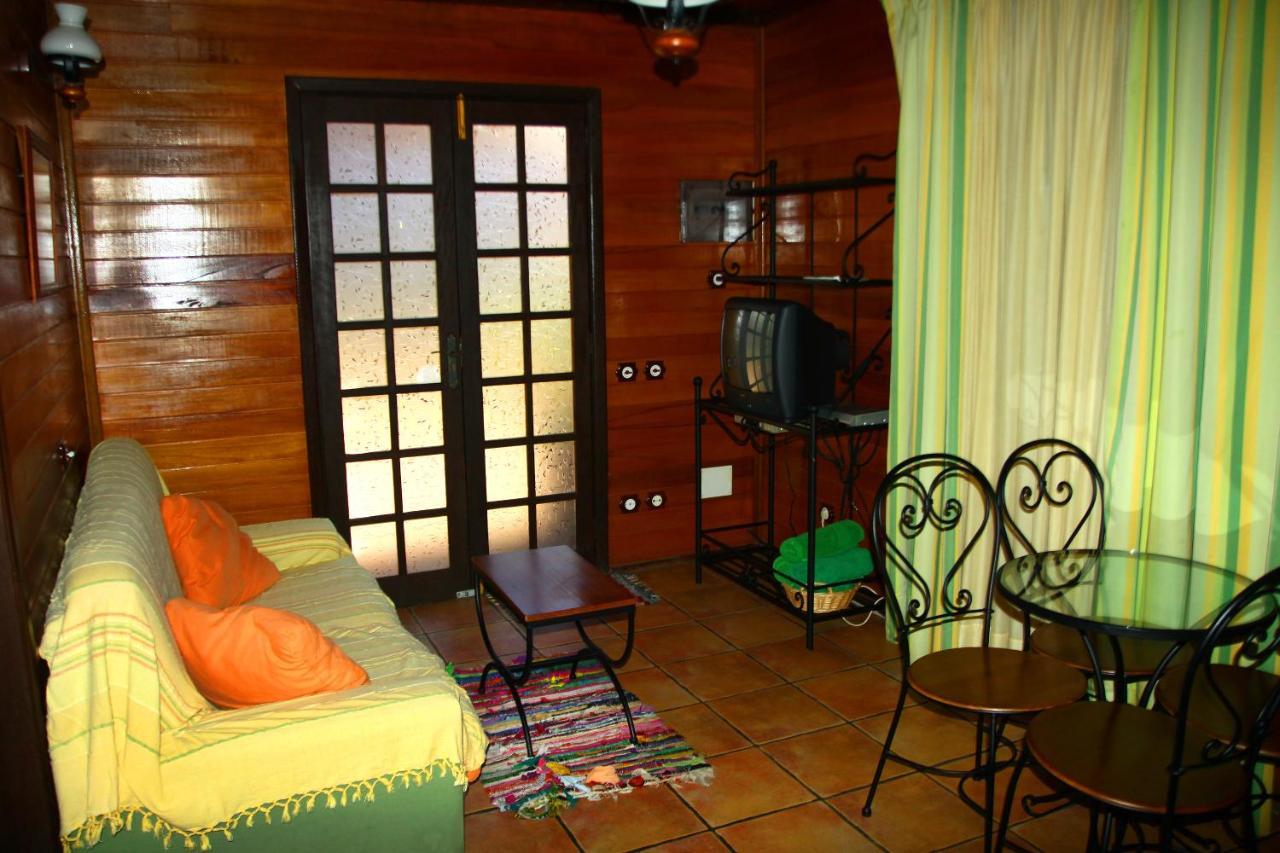 Cabanas Valle Verde Moya  Luaran gambar
