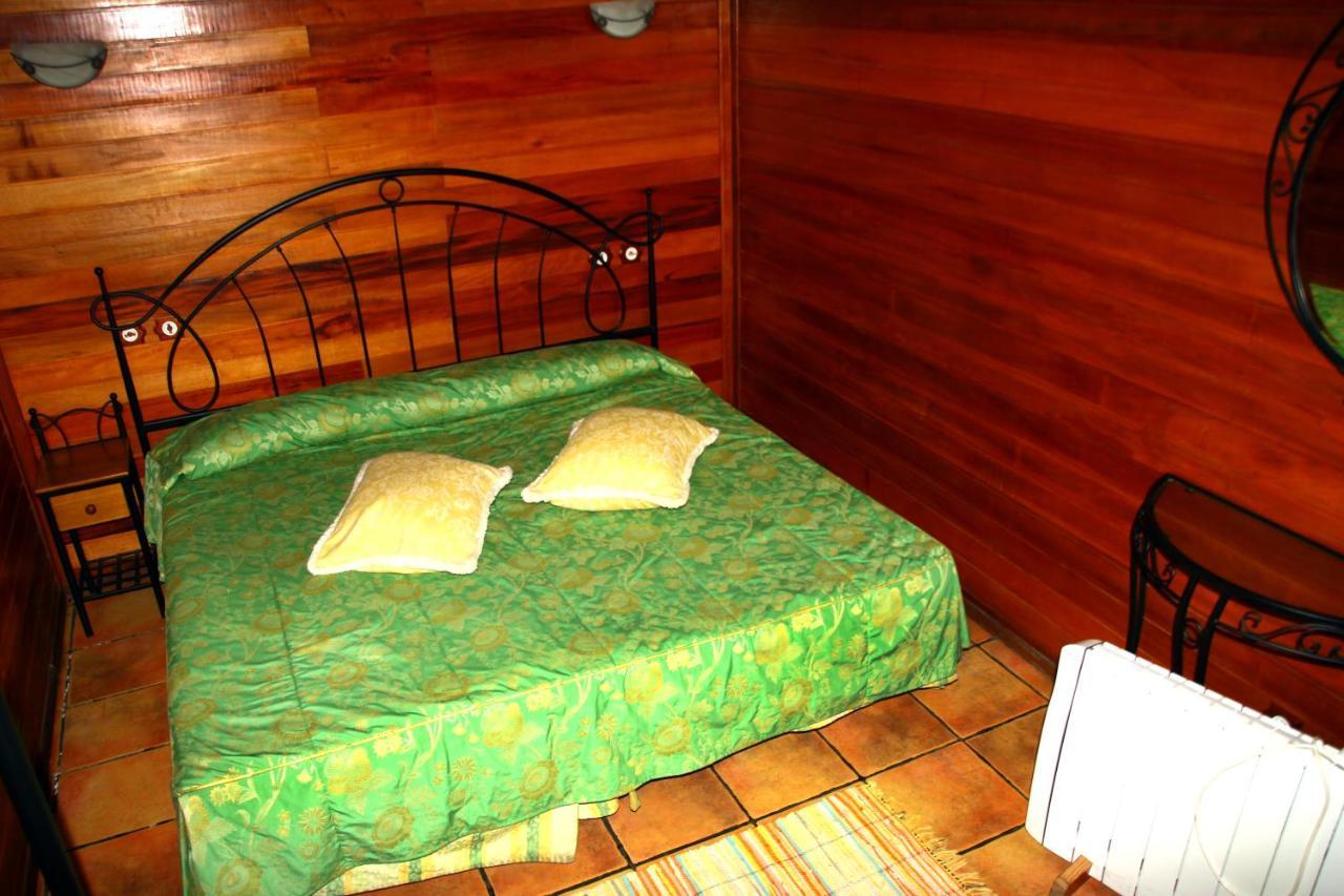 Cabanas Valle Verde Moya  Luaran gambar