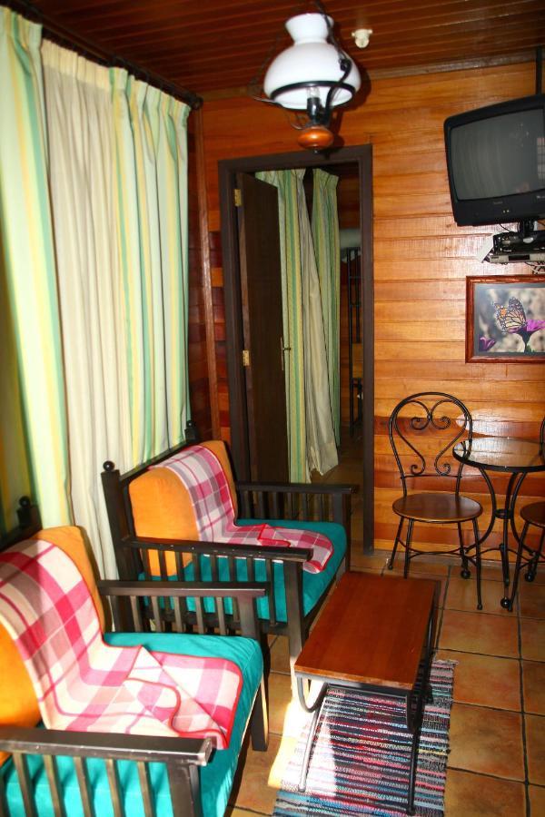 Cabanas Valle Verde Moya  Luaran gambar