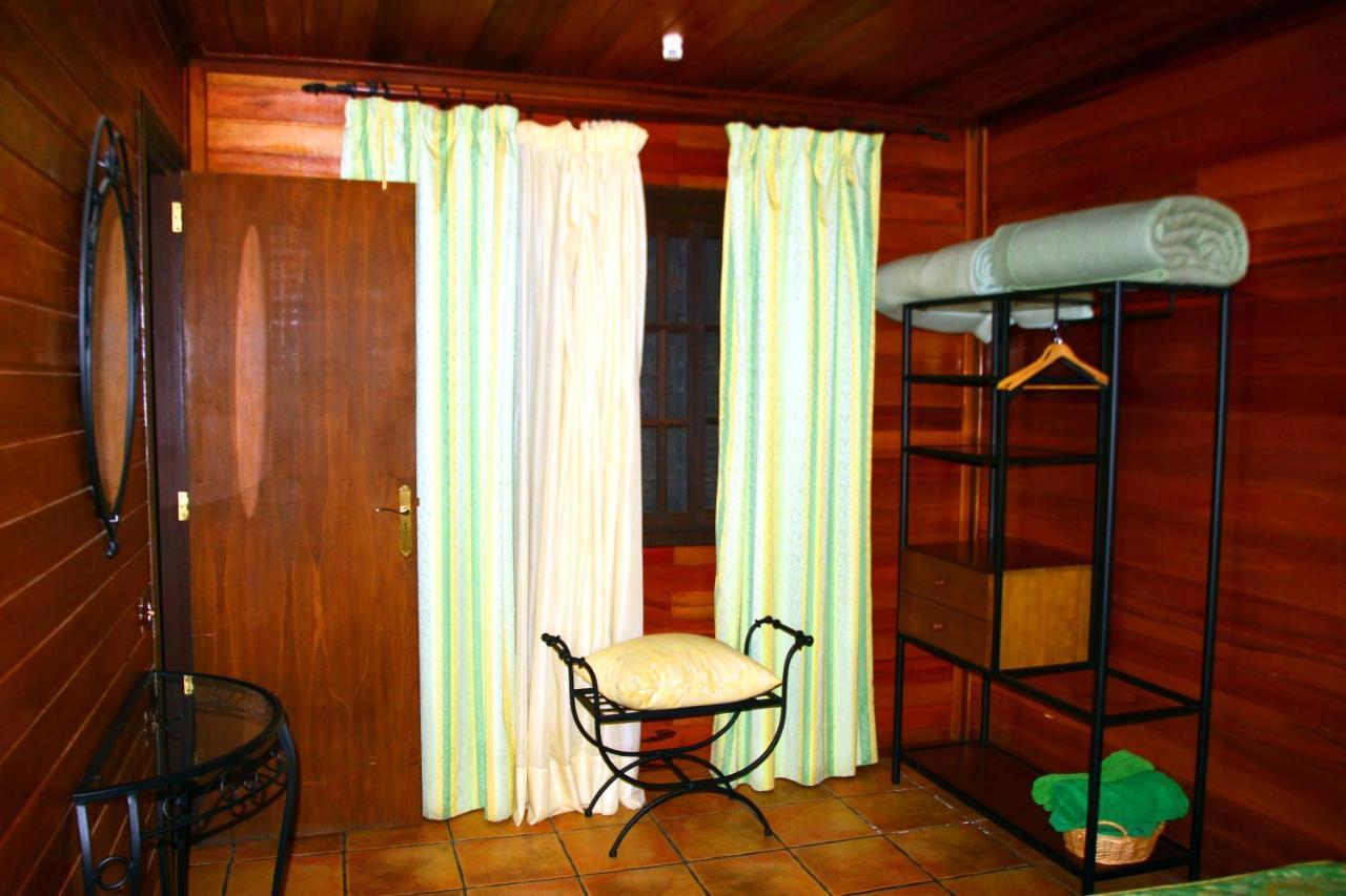 Cabanas Valle Verde Moya  Luaran gambar